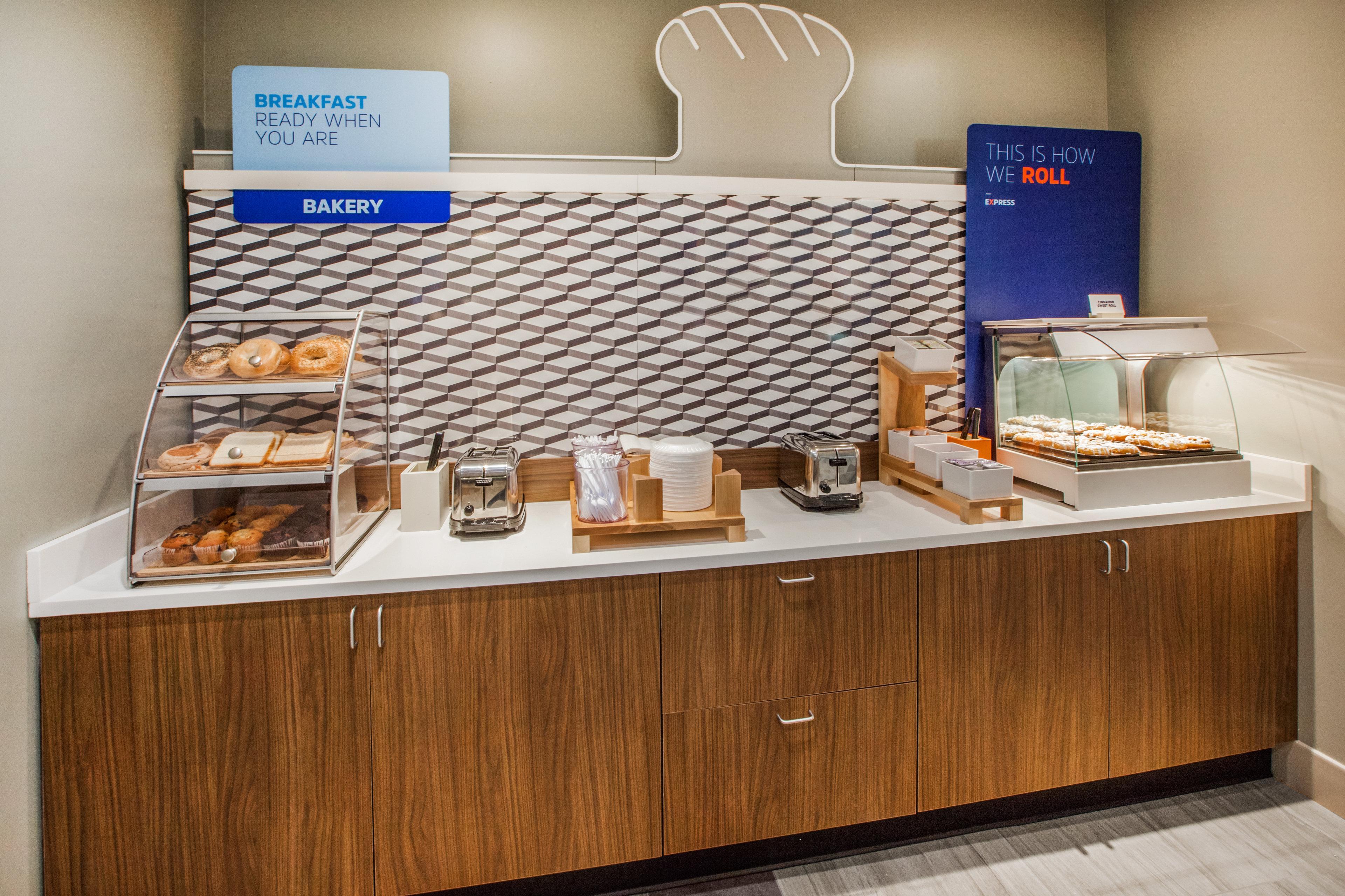 Holiday Inn Express And Suites Chanute By Ihg Экстерьер фото